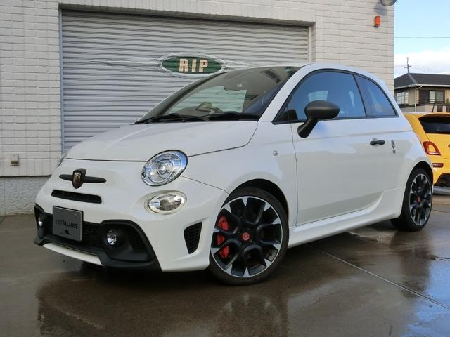 アバルト595 コンペティツィオーネ スティーレ 限定255台 ツーリズモ用レザーシート 180ps ディスプレイオーディオ Aカープレイ&Aオート 走行12100km(3枚目)