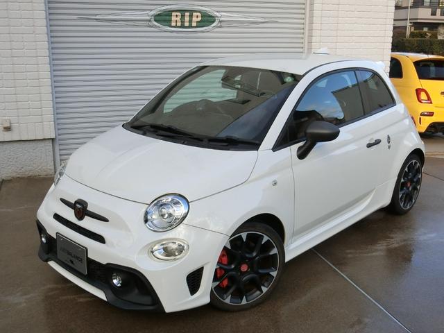 アバルト595 コンペティツィオーネ スティーレ 限定255台 ツーリズモ用レザーシート 180ps ディスプレイオーディオ Aカープレイ&Aオート 走行12100km(4枚目)