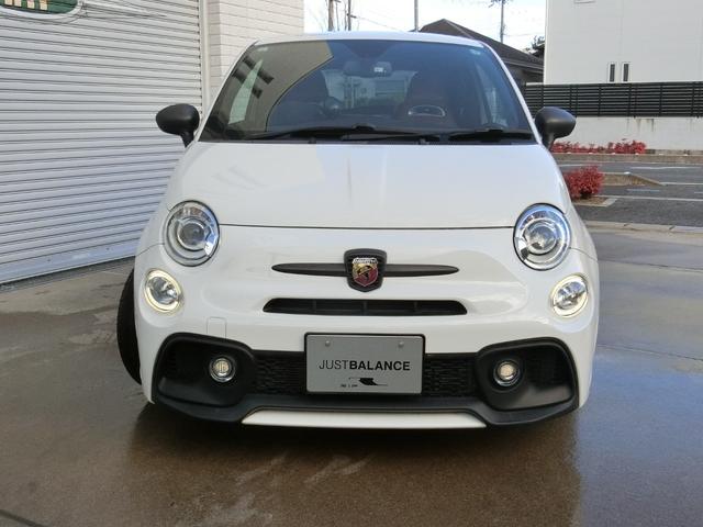 アバルト595 コンペティツィオーネ スティーレ 限定255台 ツーリズモ用レザーシート 180ps ディスプレイオーディオ Aカープレイ&Aオート 走行12100km(11枚目)