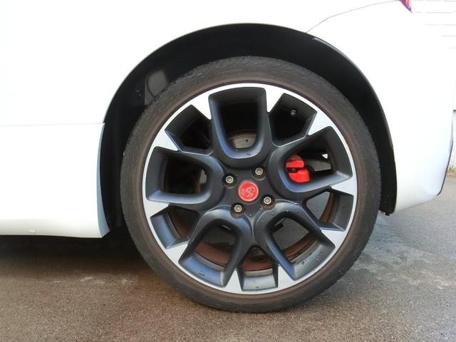 アバルト595 コンペティツィオーネ スティーレ 限定255台 ツーリズモ用レザーシート 180ps ディスプレイオーディオ Aカープレイ&Aオート 走行12100km(19枚目)