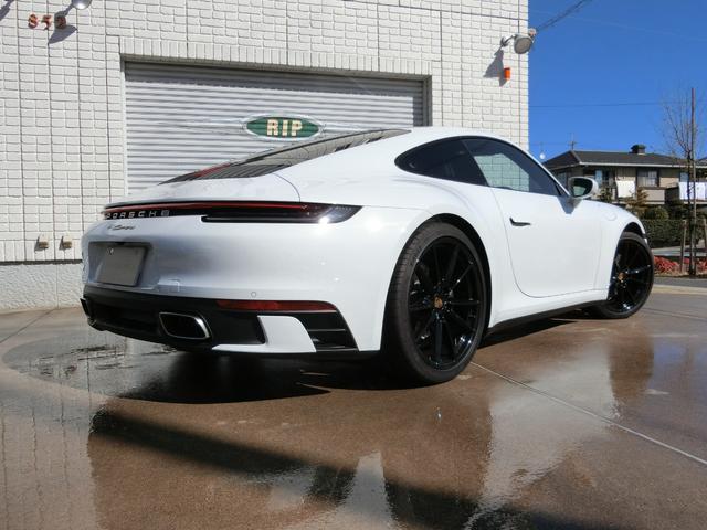 ９１１カレラ　スポーツクロノ＆スポーツデザインＰＫＧ　マトリクスＬＥＤヘッドライト　ＡＣＣ　２０＆２１インチＡＷ　１４ＷＡＹパワーシート　パワステプラス　プライバシーガラス　ＯＰ３４０(7枚目)