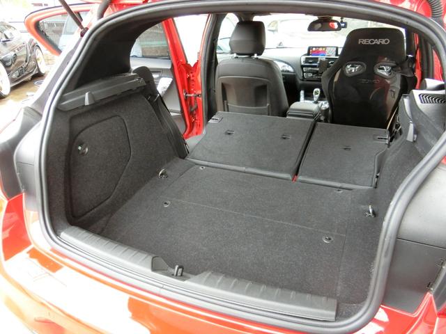 １シリーズ Ｍ１４０ｉ　車高調　可変マフラー　特注１８ＡＷ　コーディング　Ａカープレイ　Ｆカーボンスポイラー＆Ｒディフューザー　社外アンプ＆スピーカー　社外アーム（46枚目）
