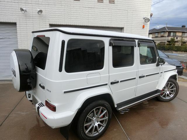 Gクラス G63 走行530km マヌファクトゥーアプログラムプラス AMGナイトパッケージ マヌファクトゥーアインテリアプラス オパリスホワイト 屋内車庫保管 雨天時走行無し(10枚目)