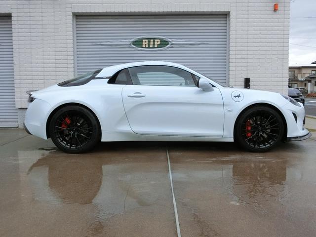 Ａ１１０ Ｓ　Ｄ車　左ハンドル　カーボンルーフ　カーボンリップ　カーボンスポイラー　Ａカープレイ＆Ａオート　ナビ＆ＴＶ＆Ｂカメラ　カップホルダー　冷却用アンダーパネル　ＯＰ２００万　屋内車庫保管　雨天時未走行（4枚目）