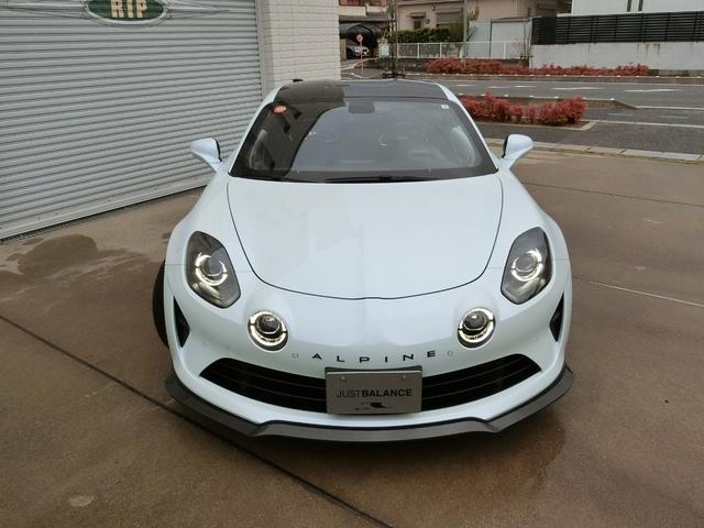 Ａ１１０ Ｓ　Ｄ車　左ハンドル　カーボンルーフ　カーボンリップ　カーボンスポイラー　Ａカープレイ＆Ａオート　ナビ＆ＴＶ＆Ｂカメラ　カップホルダー　冷却用アンダーパネル　ＯＰ２００万　屋内車庫保管　雨天時未走行（9枚目）