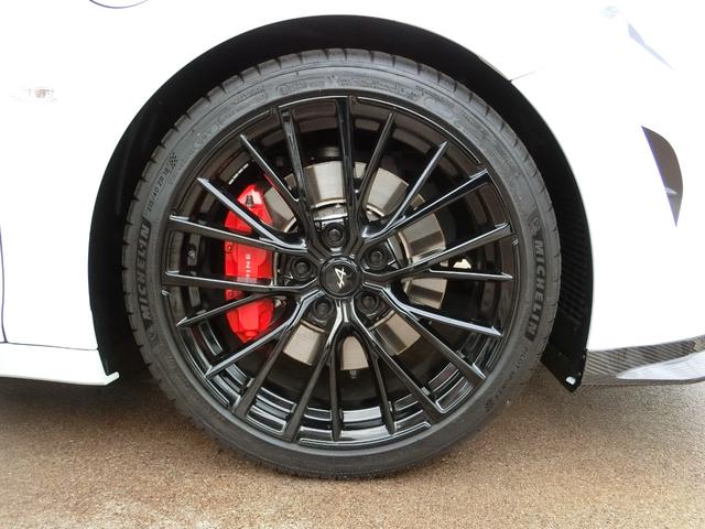 Ａ１１０ Ｓ　Ｄ車　左ハンドル　カーボンルーフ　カーボンリップ　カーボンスポイラー　Ａカープレイ＆Ａオート　ナビ＆ＴＶ＆Ｂカメラ　カップホルダー　冷却用アンダーパネル　ＯＰ２００万　屋内車庫保管　雨天時未走行（19枚目）