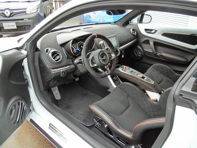 Ａ１１０ Ｓ　Ｄ車　左ハンドル　カーボンルーフ　カーボンリップ　カーボンスポイラー　Ａカープレイ＆Ａオート　ナビ＆ＴＶ＆Ｂカメラ　カップホルダー　冷却用アンダーパネル　ＯＰ２００万　屋内車庫保管　雨天時未走行（23枚目）