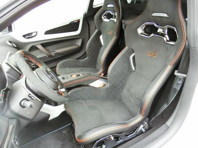 Ａ１１０ Ｓ　Ｄ車　左ハンドル　カーボンルーフ　カーボンリップ　カーボンスポイラー　Ａカープレイ＆Ａオート　ナビ＆ＴＶ＆Ｂカメラ　カップホルダー　冷却用アンダーパネル　ＯＰ２００万　屋内車庫保管　雨天時未走行（25枚目）