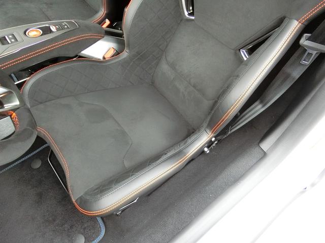 Ａ１１０ Ｓ　Ｄ車　左ハンドル　カーボンルーフ　カーボンリップ　カーボンスポイラー　Ａカープレイ＆Ａオート　ナビ＆ＴＶ＆Ｂカメラ　カップホルダー　冷却用アンダーパネル　ＯＰ２００万　屋内車庫保管　雨天時未走行（26枚目）