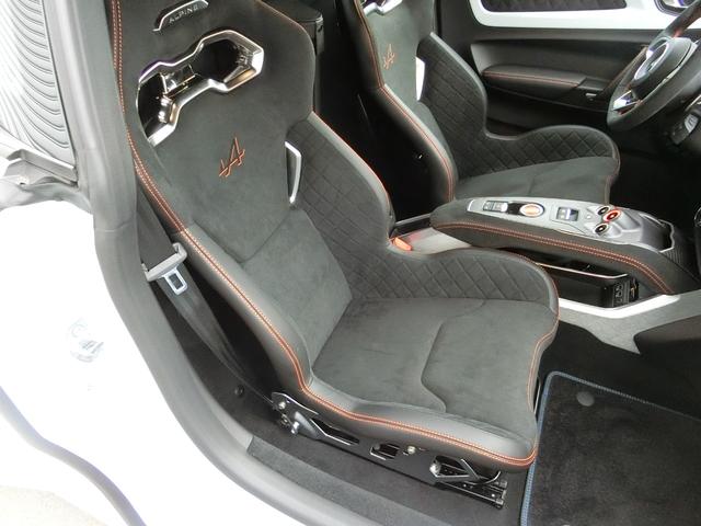 Ａ１１０ Ｓ　Ｄ車　左ハンドル　カーボンルーフ　カーボンリップ　カーボンスポイラー　Ａカープレイ＆Ａオート　ナビ＆ＴＶ＆Ｂカメラ　カップホルダー　冷却用アンダーパネル　ＯＰ２００万　屋内車庫保管　雨天時未走行（30枚目）