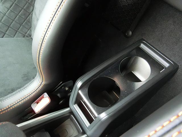 Ａ１１０ Ｓ　Ｄ車　左ハンドル　カーボンルーフ　カーボンリップ　カーボンスポイラー　Ａカープレイ＆Ａオート　ナビ＆ＴＶ＆Ｂカメラ　カップホルダー　冷却用アンダーパネル　ＯＰ２００万　屋内車庫保管　雨天時未走行（41枚目）