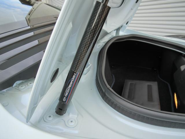 Ａ１１０ Ｓ　Ｄ車　左ハンドル　カーボンルーフ　カーボンリップ　カーボンスポイラー　Ａカープレイ＆Ａオート　ナビ＆ＴＶ＆Ｂカメラ　カップホルダー　冷却用アンダーパネル　ＯＰ２００万　屋内車庫保管　雨天時未走行（49枚目）