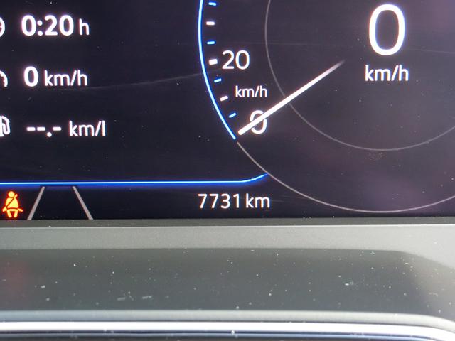 走行わずか７７５０ｋｍまだまだこれからです