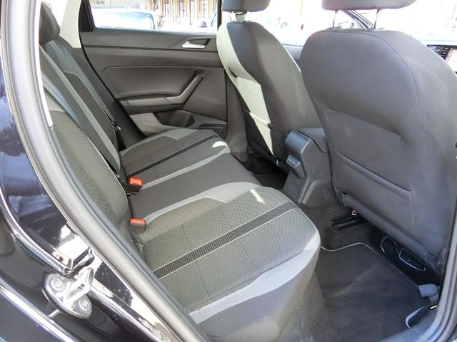 ５ドアですので、後席の使い勝手もいいです