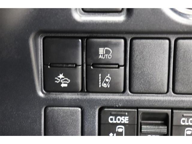 ノア Ｓｉ　ダブルバイビーＩＩ　フルセグ　メモリーナビ　ＤＶＤ再生　バックカメラ　衝突被害軽減システム　ＥＴＣ　両側電動スライド　ＬＥＤヘッドランプ　ウオークスルー　乗車定員７人　３列シート　ワンオーナー　アイドリングストップ（9枚目）