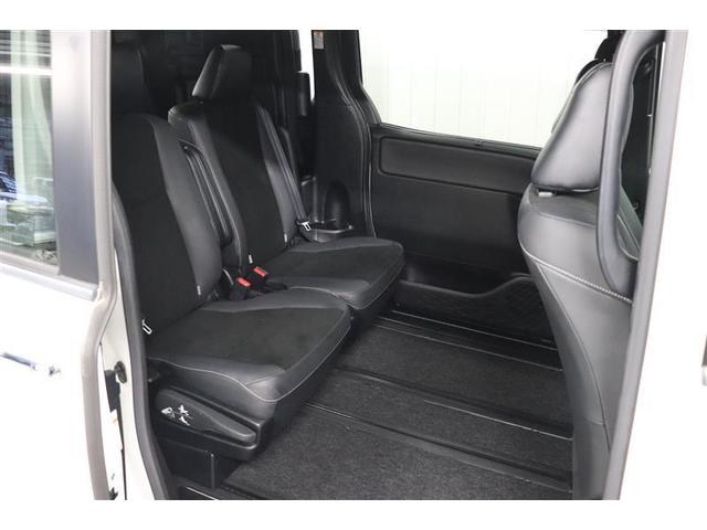 ノア Ｓｉ　ダブルバイビーＩＩ　フルセグ　メモリーナビ　ＤＶＤ再生　バックカメラ　衝突被害軽減システム　ＥＴＣ　両側電動スライド　ＬＥＤヘッドランプ　ウオークスルー　乗車定員７人　３列シート　ワンオーナー　アイドリングストップ（25枚目）