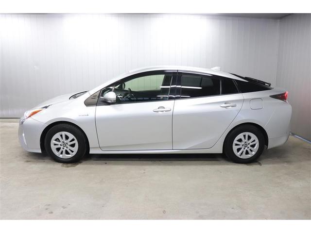 プリウス Ｓセーフティプラス　ワンセグＴＶ純正ＳＤナビ　バックカメラ　衝突被害軽減システム　ビルトインＥＴＣ　ＬＥＤヘッドランプ　ＬＥＤフォグランプ　ワンオーナー（31枚目）