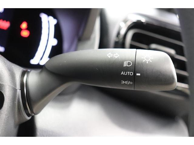 ヤリス ハイブリッドＧ　純正ディスプレイオーディオ　全周囲モニター　バックカメラ　衝突被害軽減システム　ビルトインＥＴＣ　スマートキー　ＬＥＤヘッドランプ（12枚目）