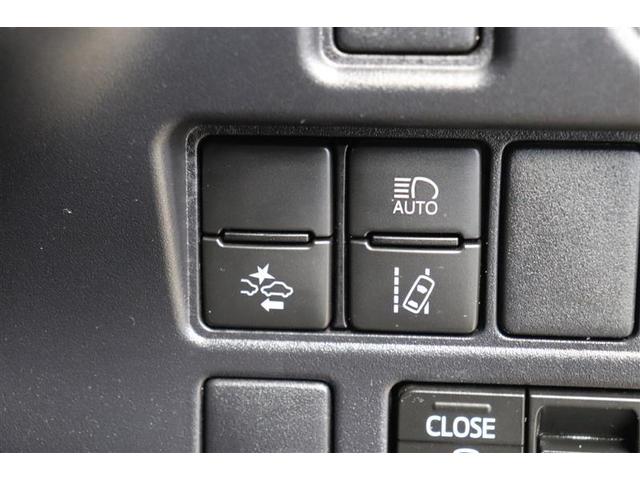 ノア ハイブリッドＳｉ　ダブルバイビーＩＩＩ　フルセグ　メモリーナビ　ＤＶＤ再生　バックカメラ　衝突被害軽減システム　ＥＴＣ　両側電動スライド　ＬＥＤヘッドランプ　乗車定員７人　３列シート　ワンオーナー（11枚目）