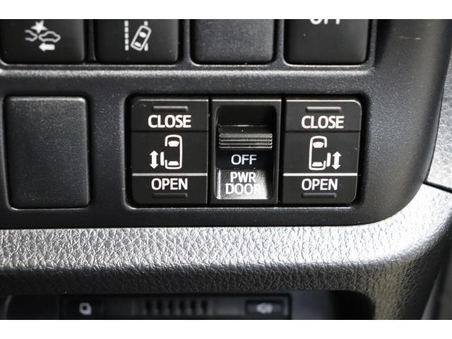 ノア ハイブリッドＳｉ　ダブルバイビーＩＩＩ　フルセグ　メモリーナビ　ＤＶＤ再生　バックカメラ　衝突被害軽減システム　ＥＴＣ　両側電動スライド　ＬＥＤヘッドランプ　乗車定員７人　３列シート　ワンオーナー（17枚目）