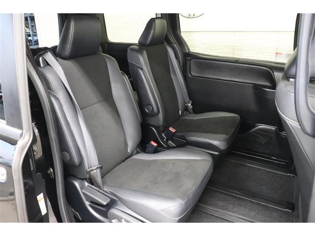 ノア ハイブリッドＳｉ　ダブルバイビーＩＩＩ　フルセグ　メモリーナビ　ＤＶＤ再生　バックカメラ　衝突被害軽減システム　ＥＴＣ　両側電動スライド　ＬＥＤヘッドランプ　乗車定員７人　３列シート　ワンオーナー（25枚目）