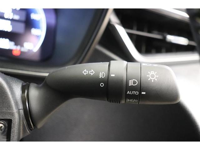 ���̖͂��邳�����m���Ď����Ń��C�g�̓_���E���������Ă����I�[�g���C�g�𑕔��B