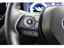 ハンドルから手を放さずにオーディオ操作が可能なステアリングスイッチ付き。