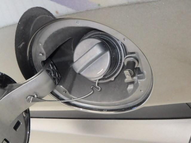 タフト Ｇ　クロムベンチャー　サンルーフ　４ＷＤ　フルセグ　メモリーナビ　ＤＶＤ再生　ミュージックプレイヤー接続可　バックカメラ　衝突被害軽減システム　ＥＴＣ　ドラレコ　ＬＥＤヘッドランプ　アイドリングストップ（26枚目）