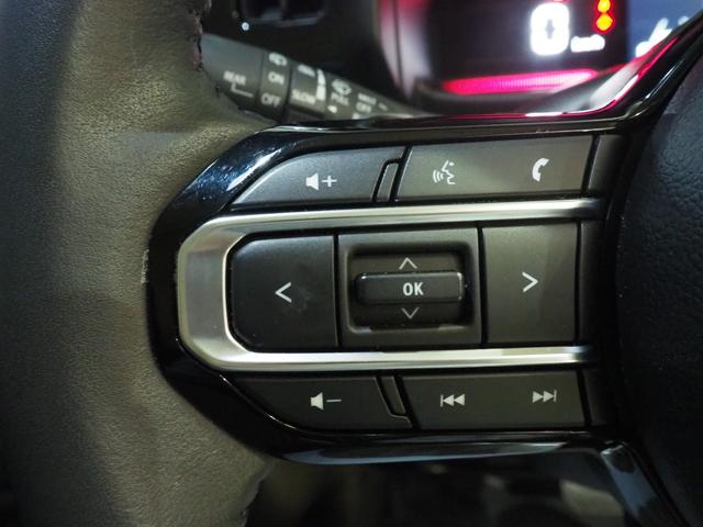 スペーシアカスタム ハイブリッドXSターボ ツートンカラー 純正9インチナビ 全方位モニター セーフティサポート シートヒーター ステリングヒーター 両側パワースライドドア 電動パーキングブレーキ パドルシフト(18枚目)