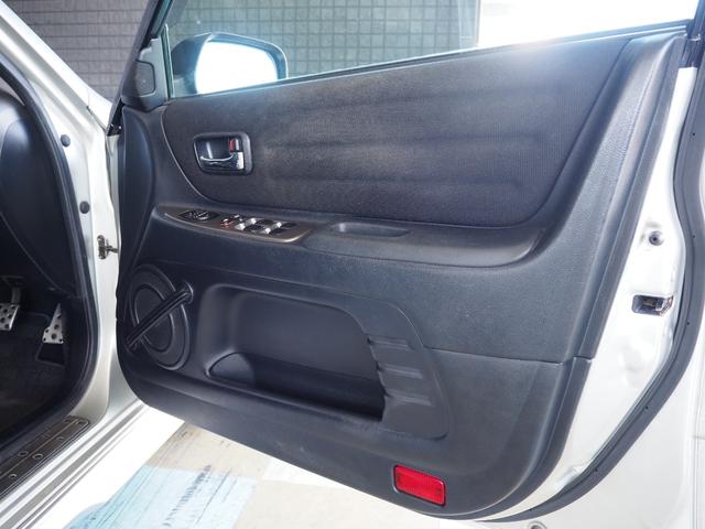 アルテッツァ ＲＳ２００　Ｚエディション　６速ＭＴ　３Ｓ－ＧＥ　Ｂｅａｍｓエンジン　純正エアロ　純正１７インチアルミ　フォグ　トルセンＬＳＤ　メモリーナビ　ＥＴＣ（29枚目）