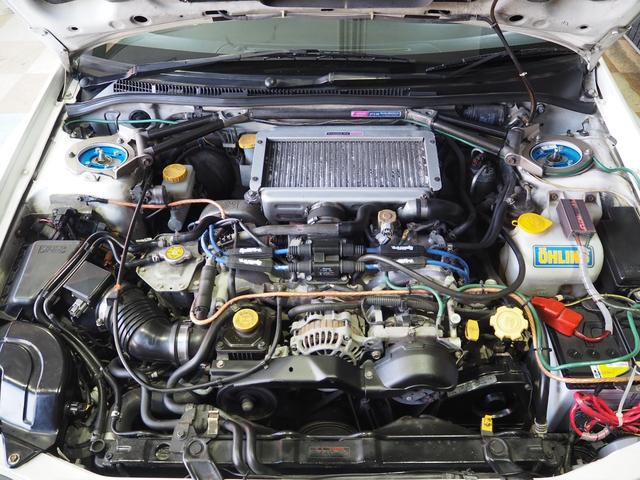 インプレッサ WRX STiバージョンIII ワンオーナー 5速MT ワイドフェンダー ENKEI17インチアルミ クスコ車高調 HKSマフラー STiタワーバー STiバケットシート 追加メーター タイミングベルト交換済み(21枚目)