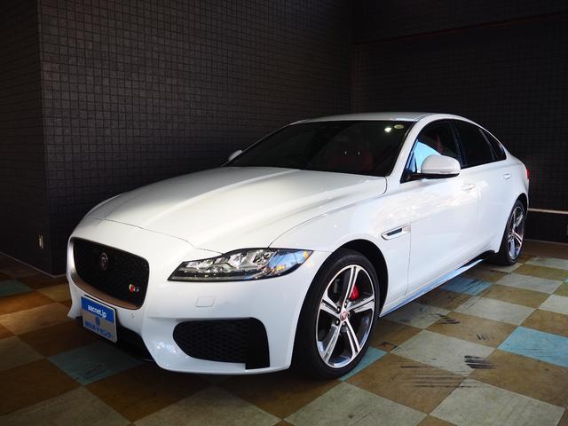 XF S V6スーパーチャージャー Sボディキット コンビレザーシート 純正ナビ フルセグ Meridianサウンドシステム 純正19インチアルミ シートヒーター&クーラー アダプティブクルーズコントロール(10枚目)
