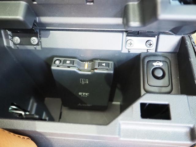 コペン セロ 5速MT 純正フロントロアスカート GRサイドスカート D SPORTフロントグリル RGスポイラー WORKエモーション RS11 16インチAW フジツボマフラー タナベフロアブレース(34枚目)