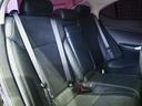 リアシートは使用感も少なめです。