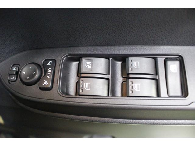 タント ファンクロス　ｅｃｏ　ＩＤＬＥ非装着車　両側パワースライドドア　運転席・助手席シートヒーター　コーナーセンサー　電動パーキングブレーキ　プッシュボタンスタート　ＬＥＤヘッドライト（18枚目）