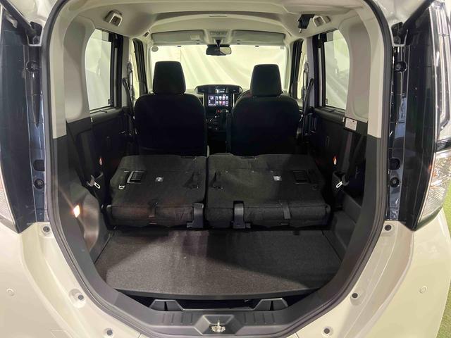 トール カスタムＧ　ターボ　認定中古車　ＣＶＴ　９インチディスプレイオーディオ　パノラマカメラ　キーフリーシステム　ステアリングスイッチ　両側パワースライドドア（7枚目）