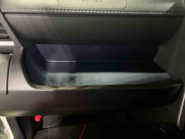 トール カスタムＧ　ターボ　認定中古車　ＣＶＴ　９インチディスプレイオーディオ　パノラマカメラ　キーフリーシステム　ステアリングスイッチ　両側パワースライドドア（25枚目）