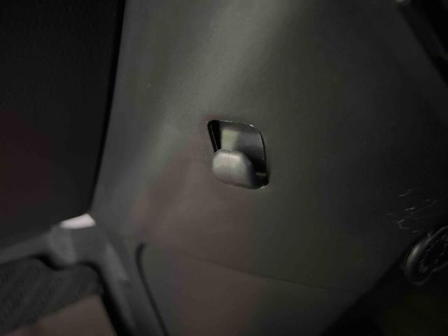 トール カスタムＧ　ターボ　認定中古車　ＣＶＴ　９インチディスプレイオーディオ　パノラマカメラ　キーフリーシステム　ステアリングスイッチ　両側パワースライドドア（32枚目）