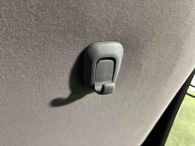 ムーヴキャンバス ストライプスＧ　認定中古車　ＣＶＴ　９インチディスプレイオーディオ　バックカメラ　キーフリーシステム　ステアリングスイッチ　ホッとカップホルダー　両側パワースライドドア（32枚目）