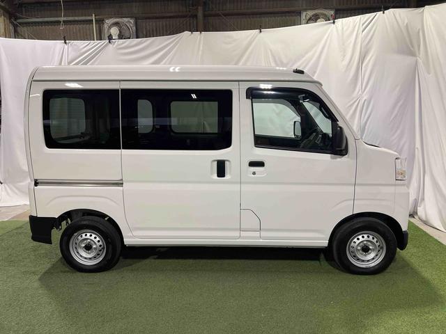 ハイゼットカーゴ ＤＸ　認定中古車　ＣＶＴ　ＣＤラジオ　キーレスエントリー　マニュアルエアコン　オートライト　アイドリングストップ（4枚目）