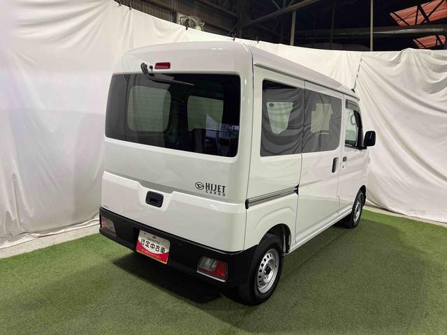 ハイゼットカーゴ ＤＸ　認定中古車　ＣＶＴ　ＣＤラジオ　キーレスエントリー　マニュアルエアコン　オートライト　アイドリングストップ（5枚目）