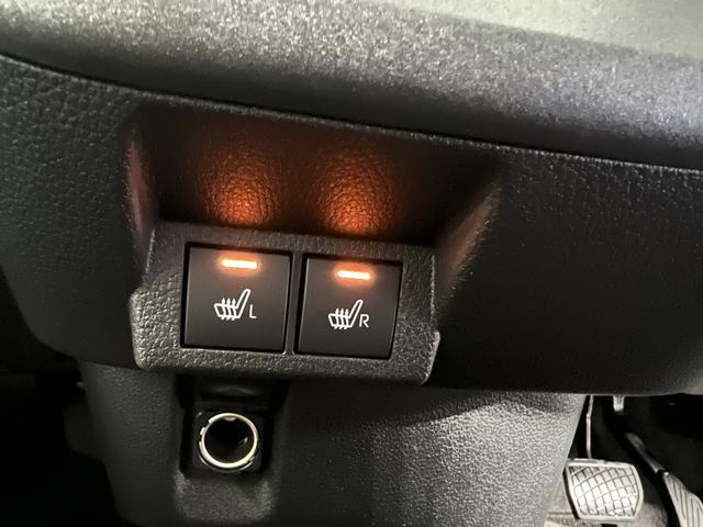 ムーヴキャンバス ストライプスＧ　シートヒーター　ステアリングスイッチ　ホッとカップホルダー　オートエアコン　キーフリーシステム　両側パワースライドドア　電動格納ミラー　認定中古車　ＣＶＴ　６６０（19枚目）