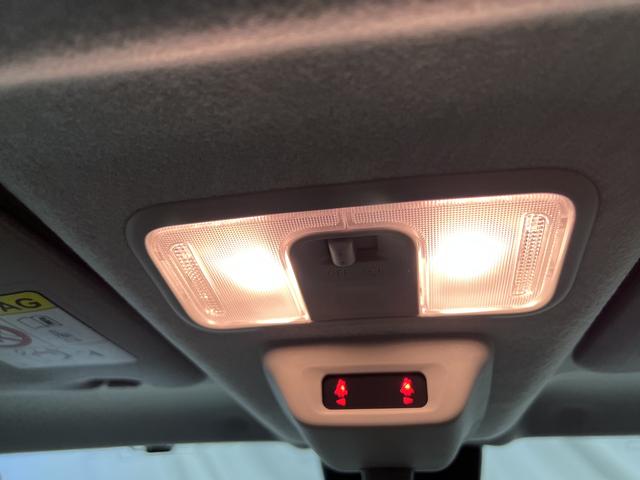 ムーヴキャンバス ストライプスＧ　シートヒーター　ステアリングスイッチ　ホッとカップホルダー　オートエアコン　キーフリーシステム　両側パワースライドドア　電動格納ミラー　認定中古車　ＣＶＴ　６６０（30枚目）