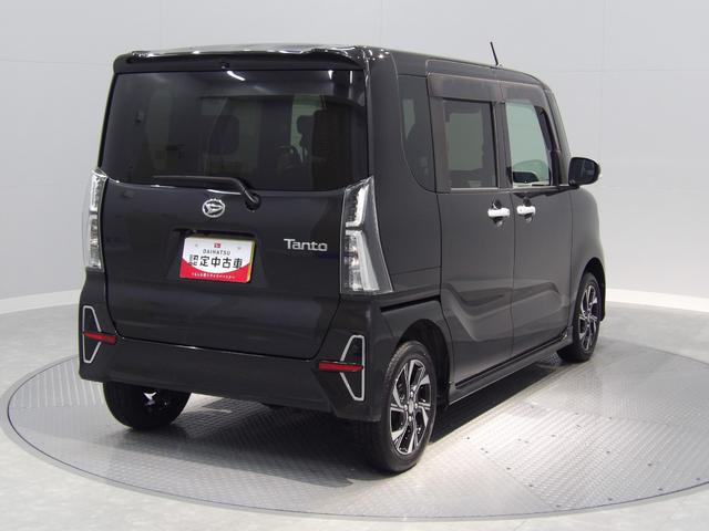 タント カスタムＸ　４ＷＤ　ミラクルオープン両側スライドドア（左側電動）　ＬＥＤヘッドライト　スマートアシスト　運転席ロングスライドシート　プッシュボタンスタート　オートエアコン　純正１４インチアルミ（8枚目）