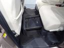 Ｘリミテッドメイクアップ　ＳＡＩＩ　４ＷＤ　両側パワースライドドア　スマートアシストＩＩ　プッシュボタンスタート　イモビライザー機能付きキーフリーシステム　１４インチ専用ホイールカバー　置き楽ボックス　オートエアコン（21枚目）