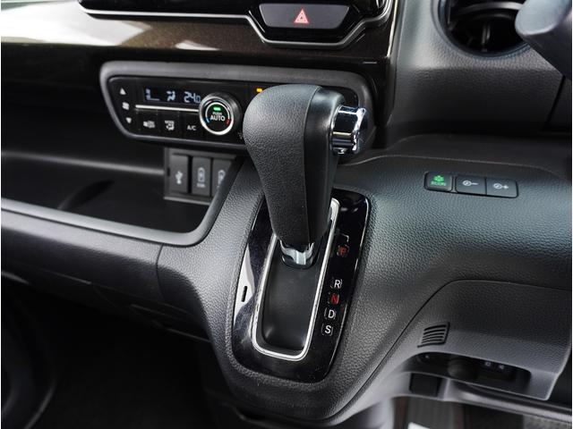 Ｎ－ＢＯＸ Ｇ・Ｌターボホンダセンシング　ターボ車　両側パワスラ　Ｂカメラ　純正ナビ　フルセグ　Ｂｌｕｅｔｏｏｔｈ対応　ＵＳＢ接続可　クルコン　パドルシフト　オートライト　スマートキー２本　ＥＴＣ　ＤＶＤ　ＬＥＤヘッドライト　純正アルミ（29枚目）