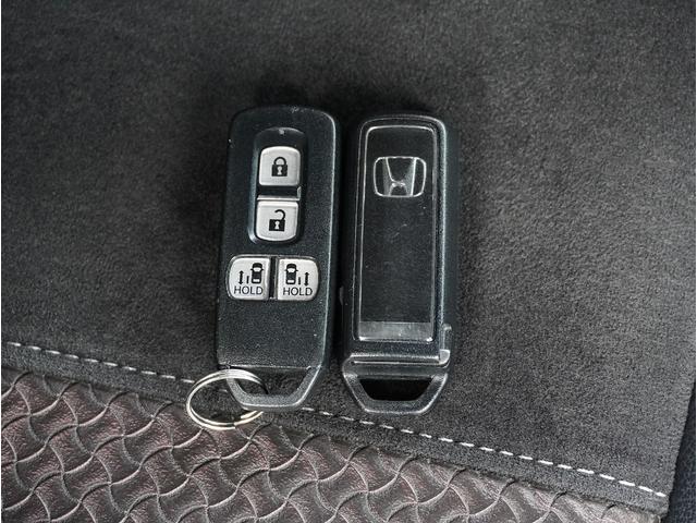 Ｎ－ＢＯＸ Ｇ・Ｌターボホンダセンシング　ターボ車　両側パワスラ　Ｂカメラ　純正ナビ　フルセグ　Ｂｌｕｅｔｏｏｔｈ対応　ＵＳＢ接続可　クルコン　パドルシフト　オートライト　スマートキー２本　ＥＴＣ　ＤＶＤ　ＬＥＤヘッドライト　純正アルミ（57枚目）