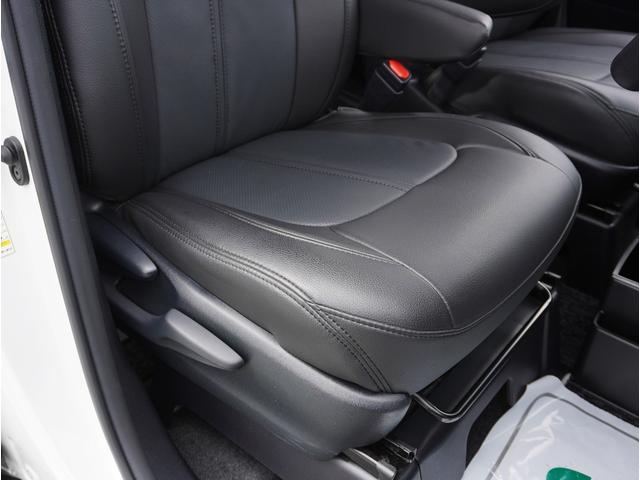ヴォクシー ＺＳ　煌ＩＩ　シルクブレイズＦエアロ　アルパインナビ製デジタルインナーミラー＆前後ドラレコ　両側パワスラ　純正９型ナビフルセグ　Ｂｌｕｅｔｏｏｔｈ　ＵＳＢ接続　Ｂカメラ　ＥＴＣ　ＬＥＤヘッド＆フォグ　純正アルミ（56枚目）