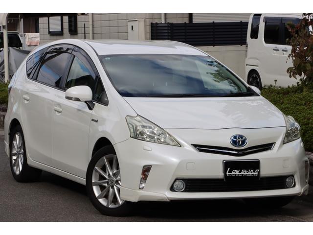 プリウスアルファ Ｓツーリングセレクション　ナビ／フルセグＴＶ／バックカメラ／Ｂｌｕｅｔｏｏｔｈ対応／アイドリングストップ／ＥＴＣ／前後ドラレコ／オートライト／オートエアコン／プッシュスタート／キセノンヘッドライト／純正アルミホイール／（4枚目）