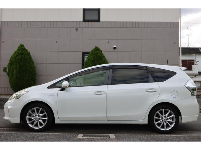 プリウスアルファ Ｓツーリングセレクション　ナビ／フルセグＴＶ／バックカメラ／Ｂｌｕｅｔｏｏｔｈ対応／アイドリングストップ／ＥＴＣ／前後ドラレコ／オートライト／オートエアコン／プッシュスタート／キセノンヘッドライト／純正アルミホイール／（10枚目）